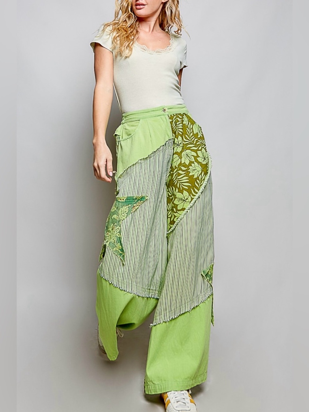 💚 Hello Gorgeous! POL Striped Floral Patchwork Wide leg Pants with Star Patch